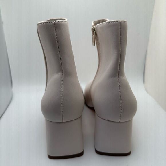 CUSHIONAIRE Women's Nexus dress heel boot +Memory Foam 9 WHITE - Picture 4 of 7